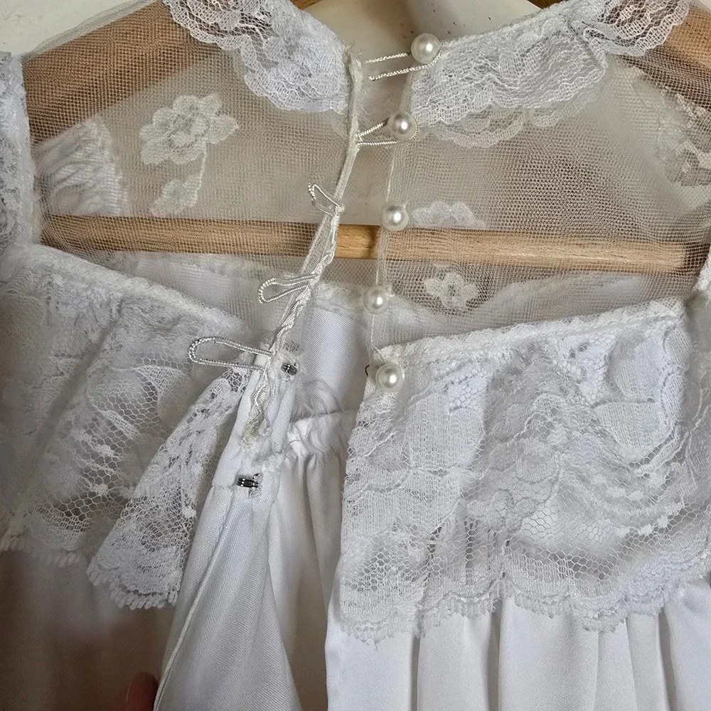Vintage White Silk‎ Lace Gown 2-4 years Victorian or Edwardian prairie style
